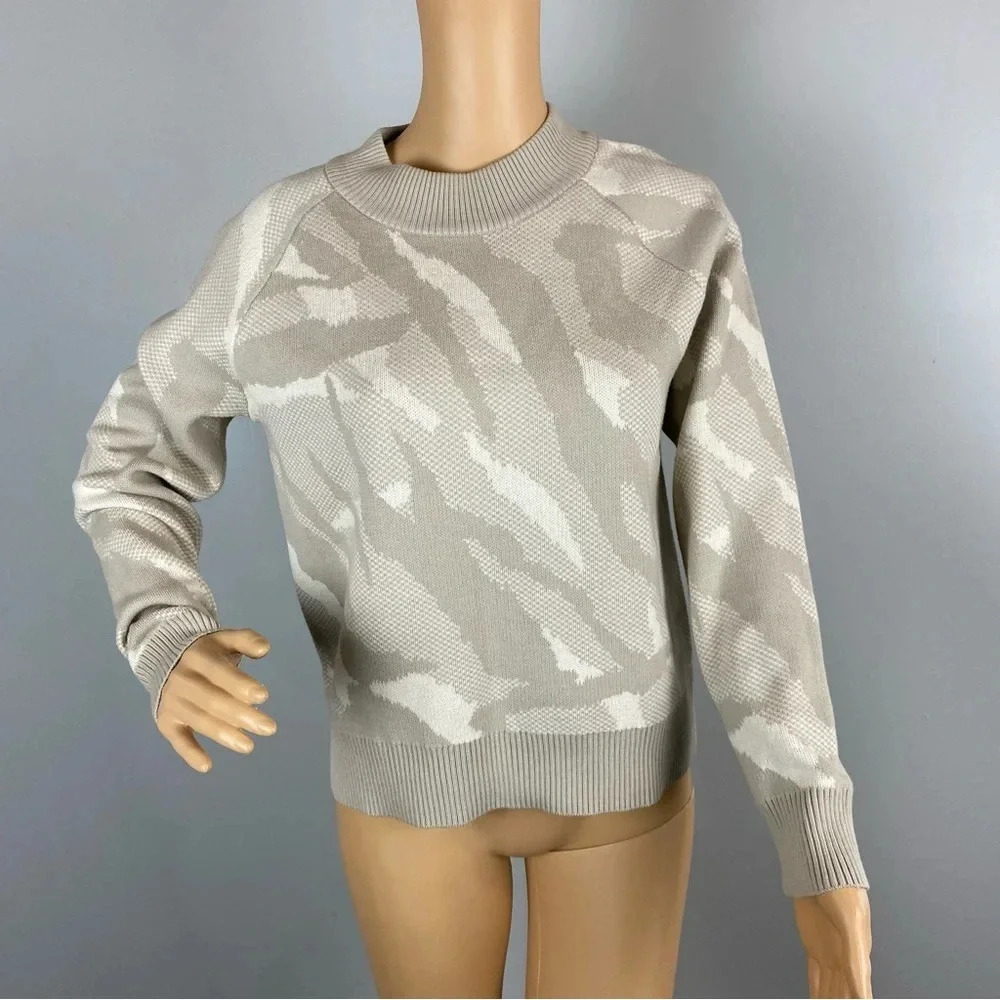 Athleta Womens XXS Jacquard Sweater, Beige and Cream Marino Wool Blend